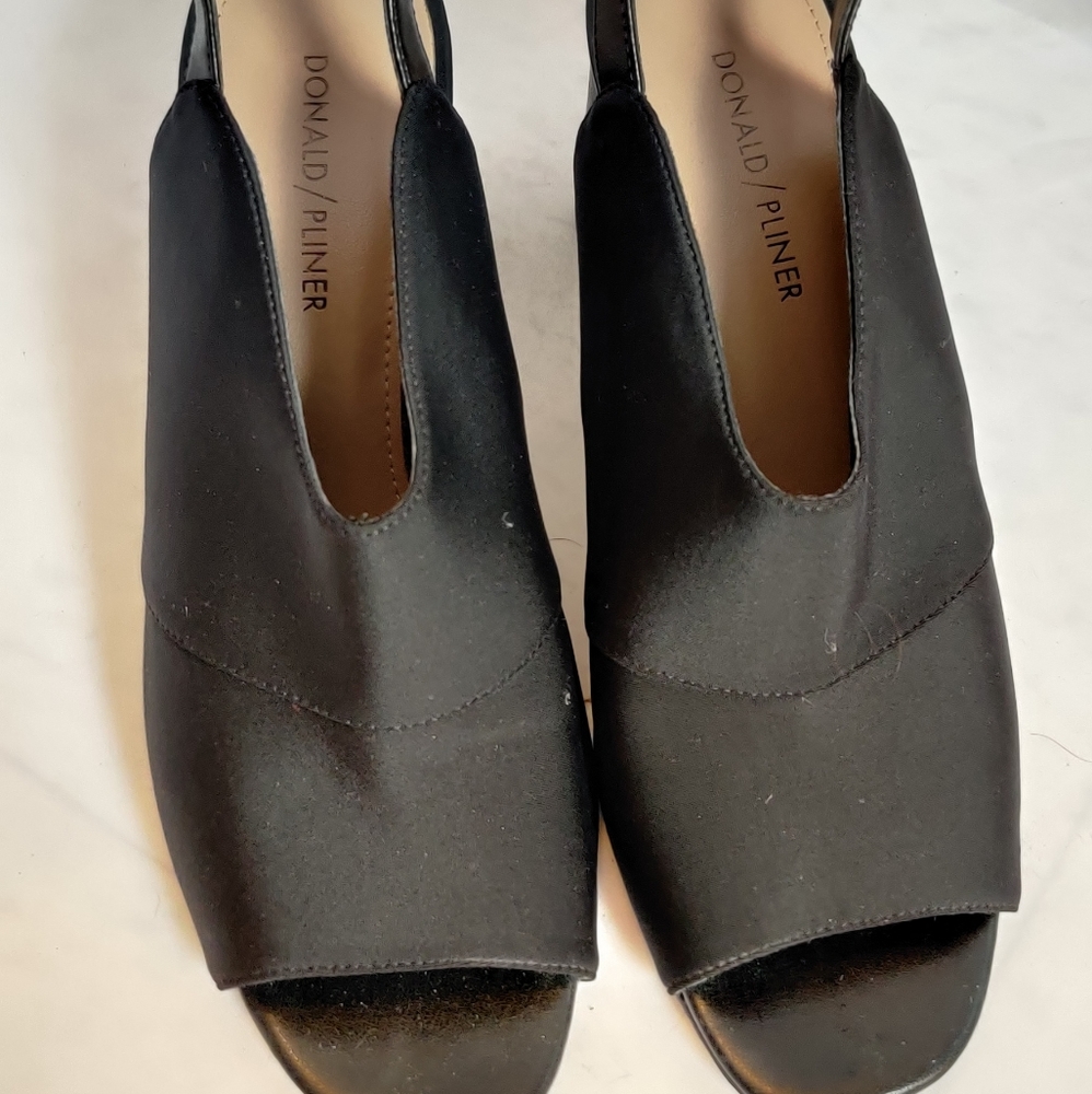 Donald Pliner heels
